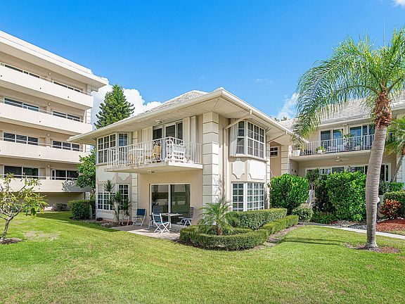 2nd image of 1299 S Ocean Boulevard #k2