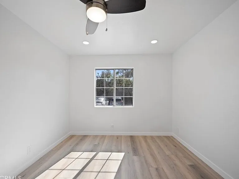 424 Parkman Ave #424 — Photo 9