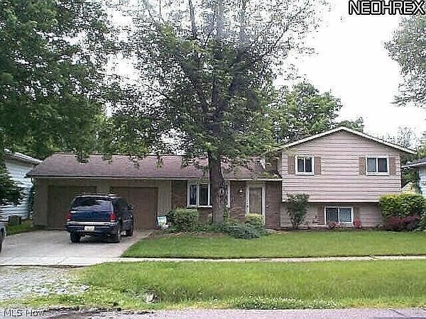 1st image of 833 Devonshire Ave