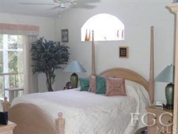 5th image of 12120 Siesta Dr