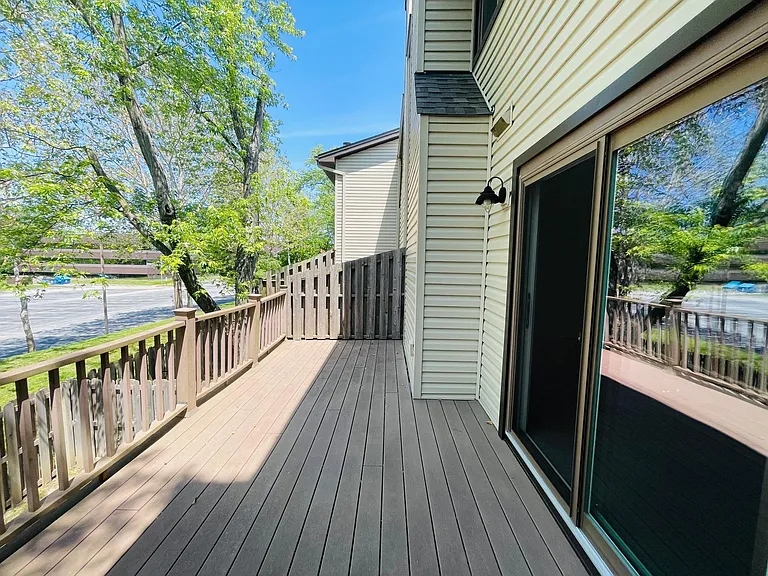 1811 Tawny Ash Dr — Photo 10
