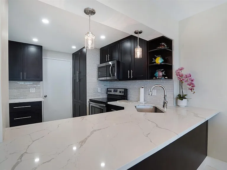 3430 Galt Ocean Dr #410 — Photo 17
