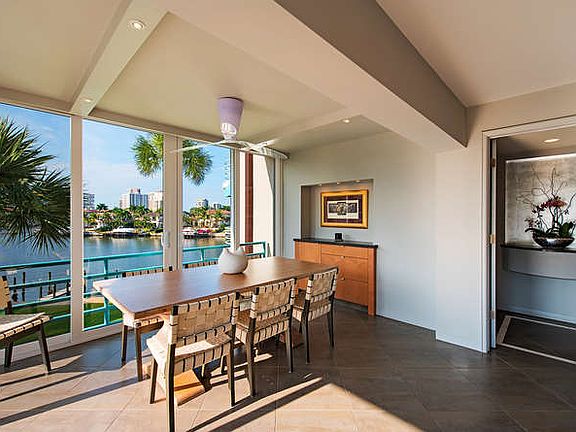 2nd image of 355 Park Shore Dr