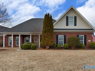 3102 Sandstone St SE, Owens Cross Roads, AL, 35763