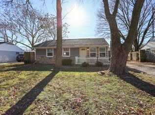 1303 Joanne Ln, Champaign, IL