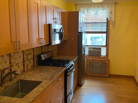 5th image of 1610 Avenue P Floor 2L-2