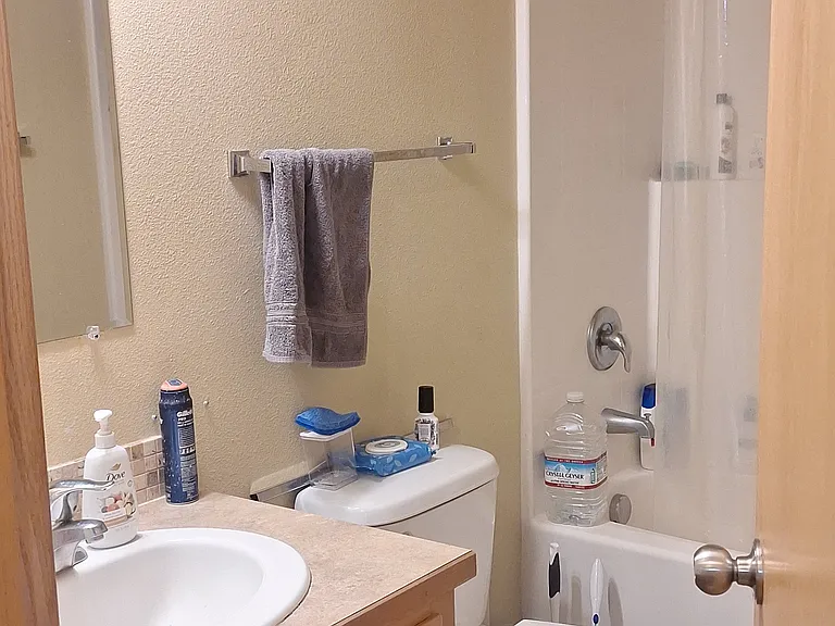 2137 S 65th Ave #1 — Photo 3