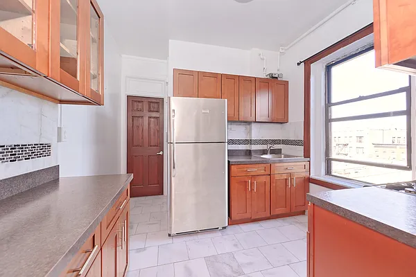 Rented by Living New York | media 12