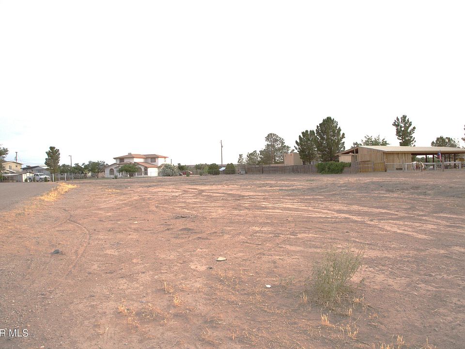 2nd image of Tomas Tellez Rd