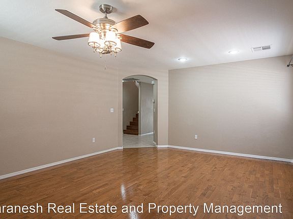 3rd image of 5770 Old Colony Dr