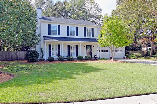 2nd image of 2051 Comingtee Ln