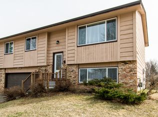 1360 105th Ave NW, Coon Rapids, MN 55433