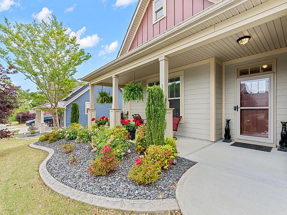 2nd image of 108 Rolling Creek Ct
