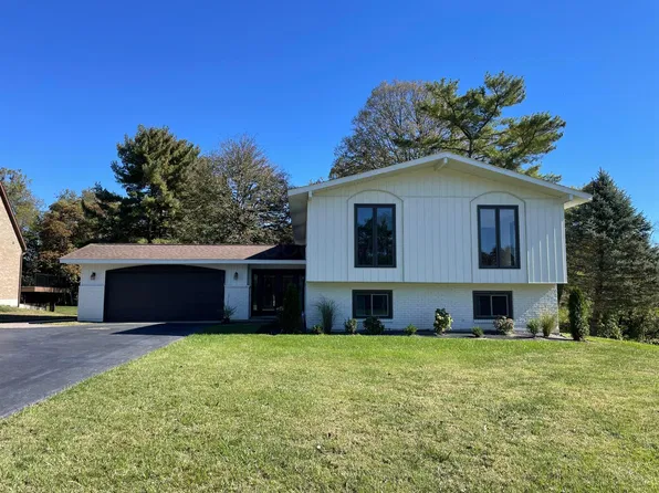 120 Meadow Ln, Hillsboro, OH 45133