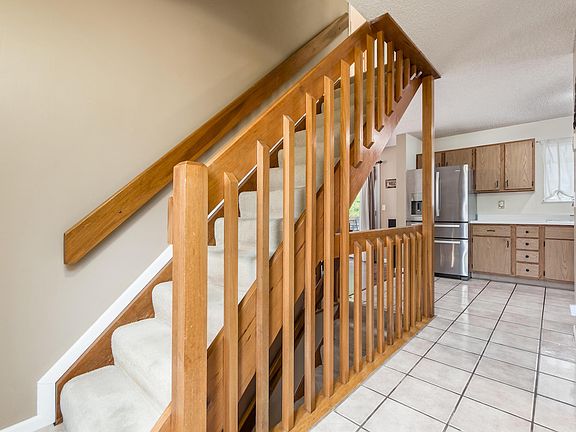 4th image of 4894 Silver Bow Dr