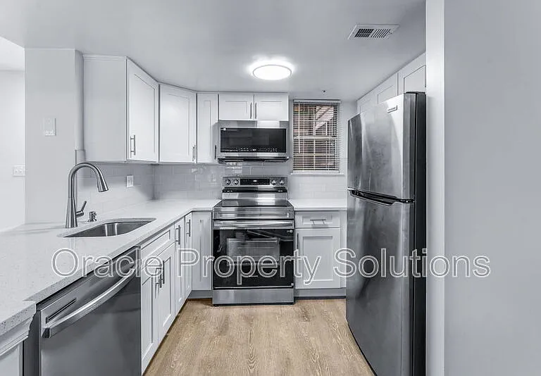14023 Vista Dr — Photo 10