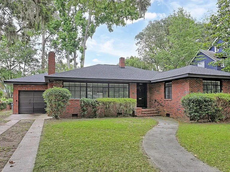404 Gordonston Ave — Photo 2