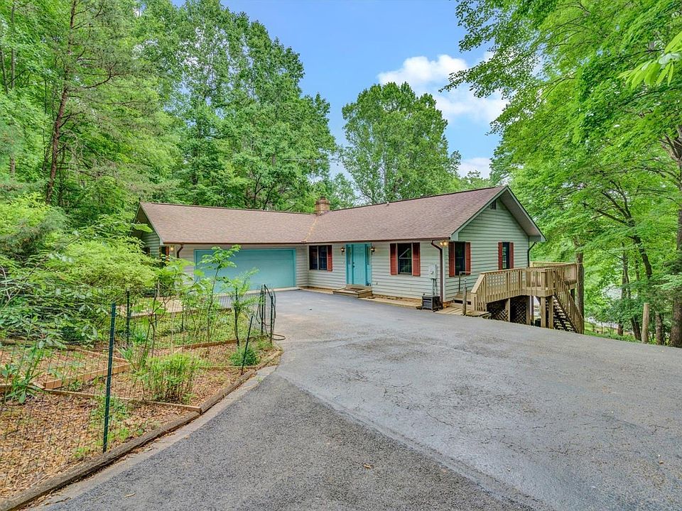 1st image of 304 Cove Point Trl Lot 90