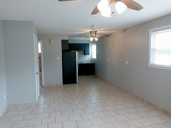 4th image of 2067-68 W 135th Pl #1B-1BA