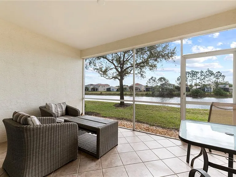 10129 Colonial Country Club Blvd — Photo 14