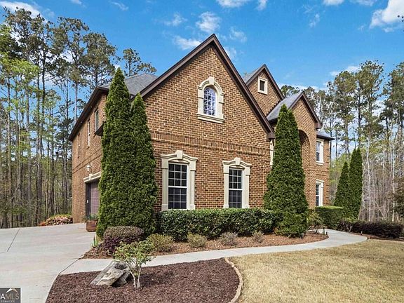 5th image of 2704 Ivy Cir