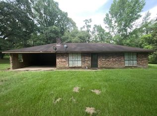 86 Robins Lake Rd, Natchez, MS 39120