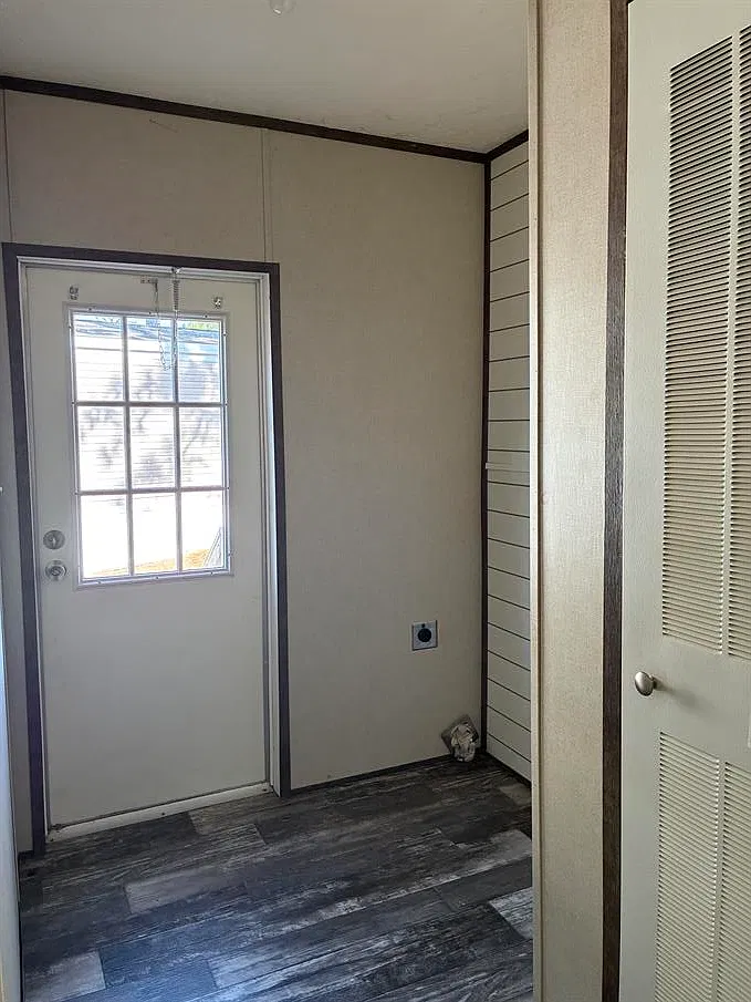 206A — Photo 4