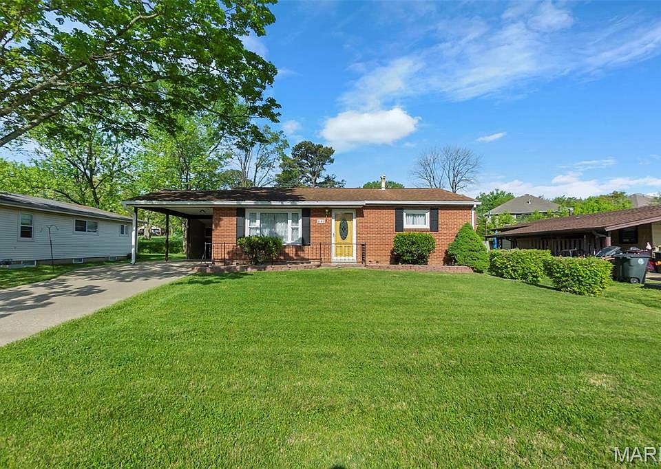 1st image of 1141 Landgraf Dr