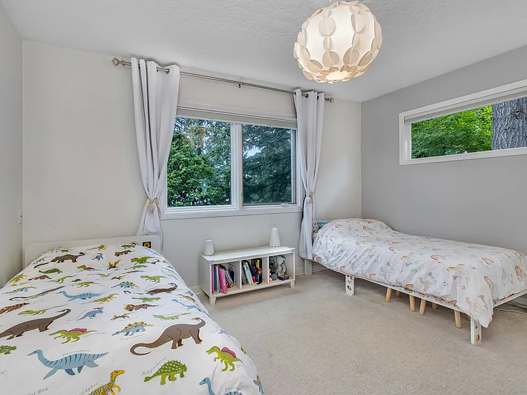 16933 Greentree Ave — Photo 23