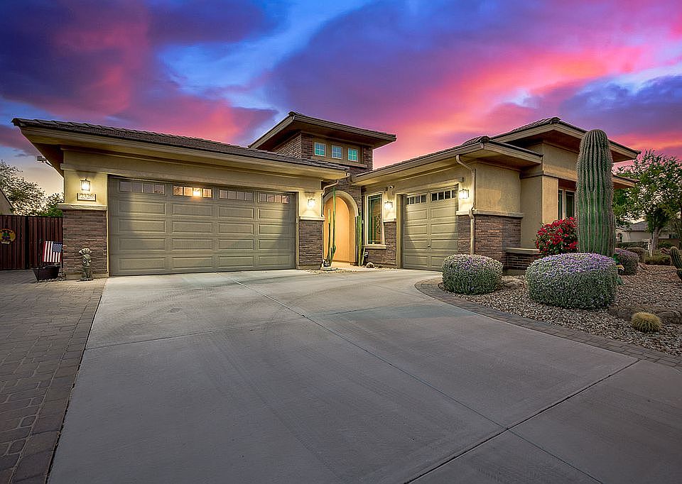 1st image of 2326 N 156th Dr