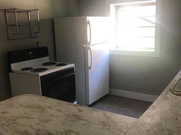 5th image of 2609 14th Ave #2