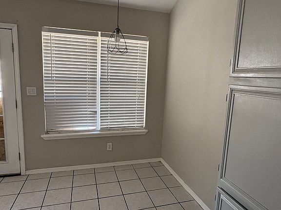 3rd image of 5837 Quail Dr