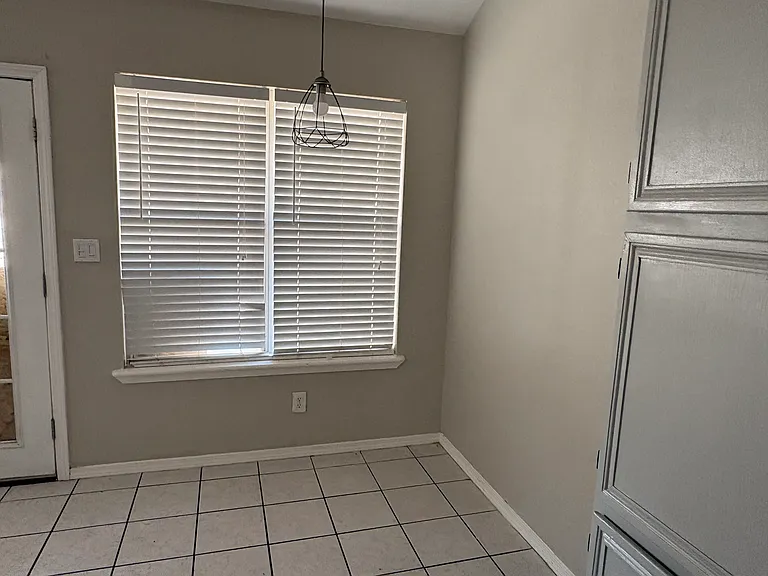 5837 Quail Dr — Photo 3