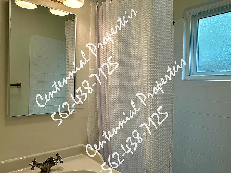 0514-516 Ohio — Photo 12