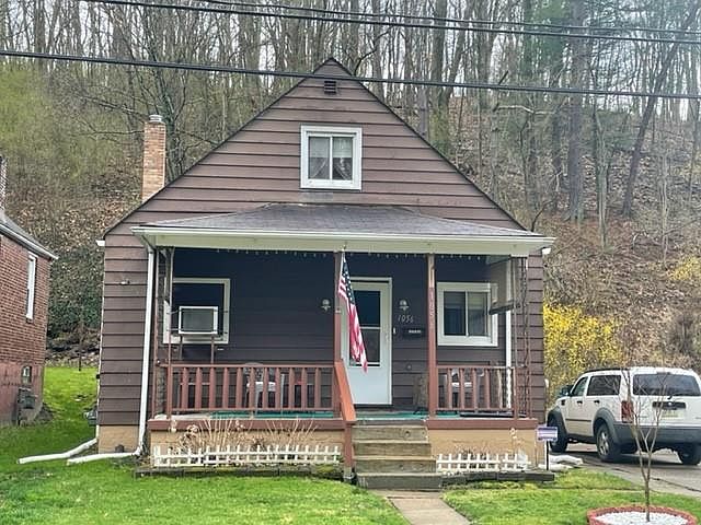 1st image of 1056 Hazel Ave