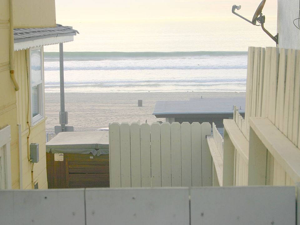 1st image of 4209 Ocean Dr #A