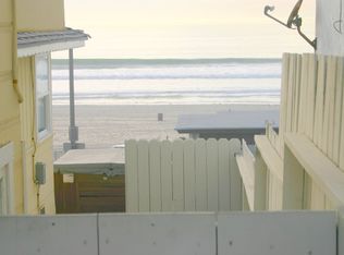 4209 Ocean Dr #A, Manhattan Beach, CA 90266