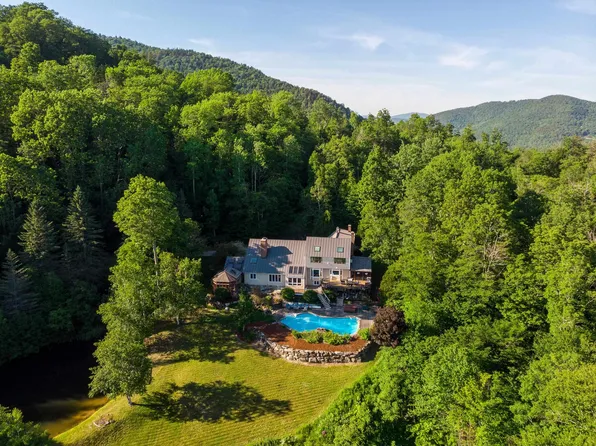 838 Cricket Hill Road, Killington, VT 05751