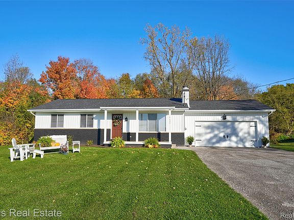 3rd image of 6427 Gale Rd