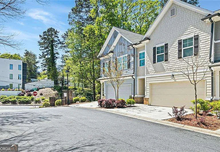 1395 Heights Park Dr SE — Photo 31
