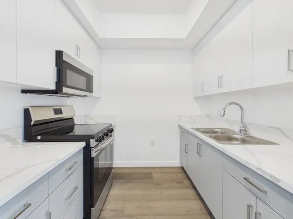 Diamante Apartment Homes