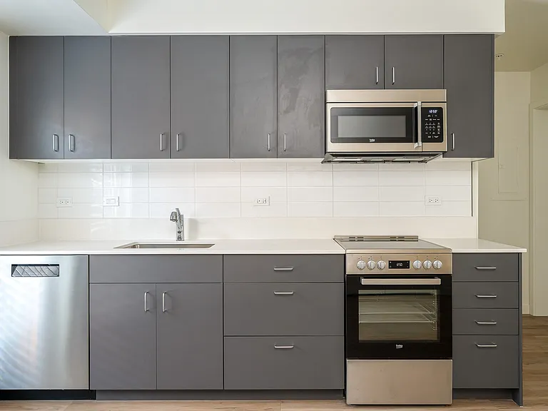 Steppe Apartments | Two Bedroom Kitchen