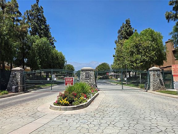 2nd image of 9430 Shadowgrove Dr