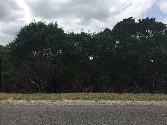 4th image of 1240 Estate Dr