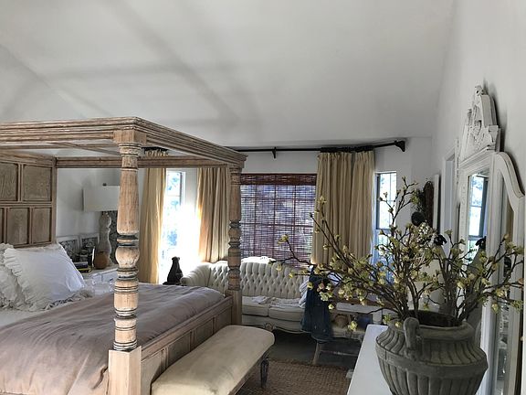 Master bedroom has 2 closets