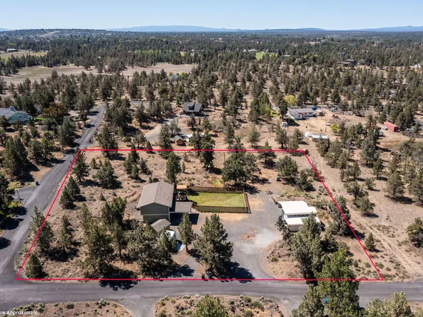 4940 NW Jackpine Ave, Redmond, OR 97756