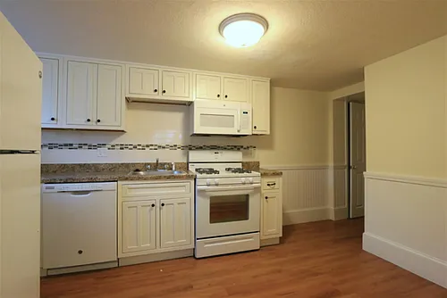 2 Central St Photo 1