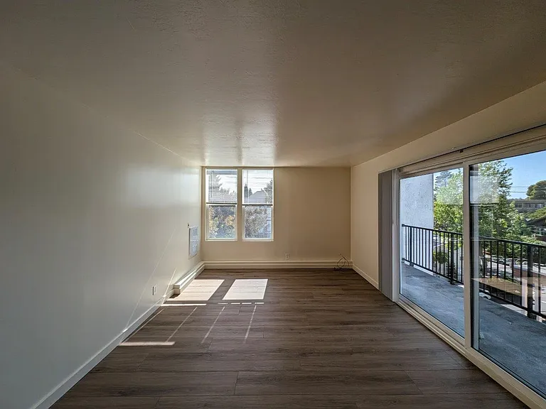 2607 Ellsworth Street — Photo 33