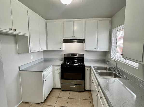 11421 Freeman Ave APT C