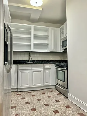 Rented by Barrus Realty Corp | media 12